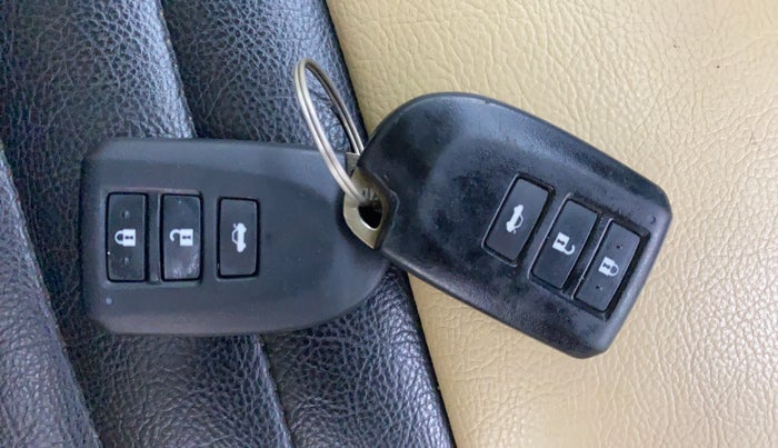 2021 Toyota YARIS G CVT, Petrol, Automatic, 35,024 km, Key Close Up