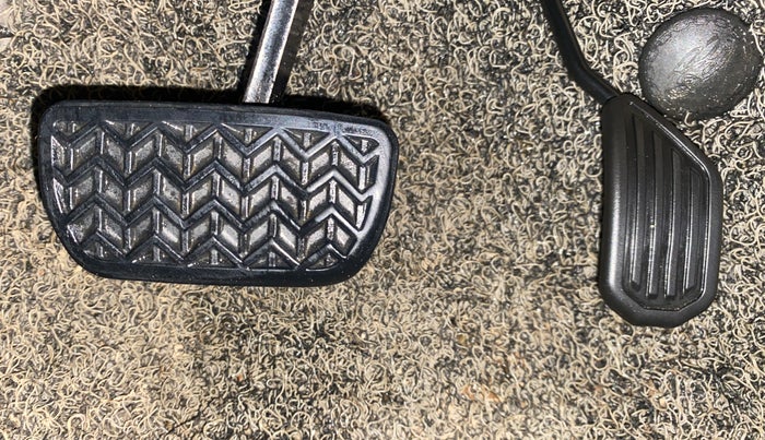 2021 Toyota YARIS G CVT, Petrol, Automatic, 35,024 km, Pedals