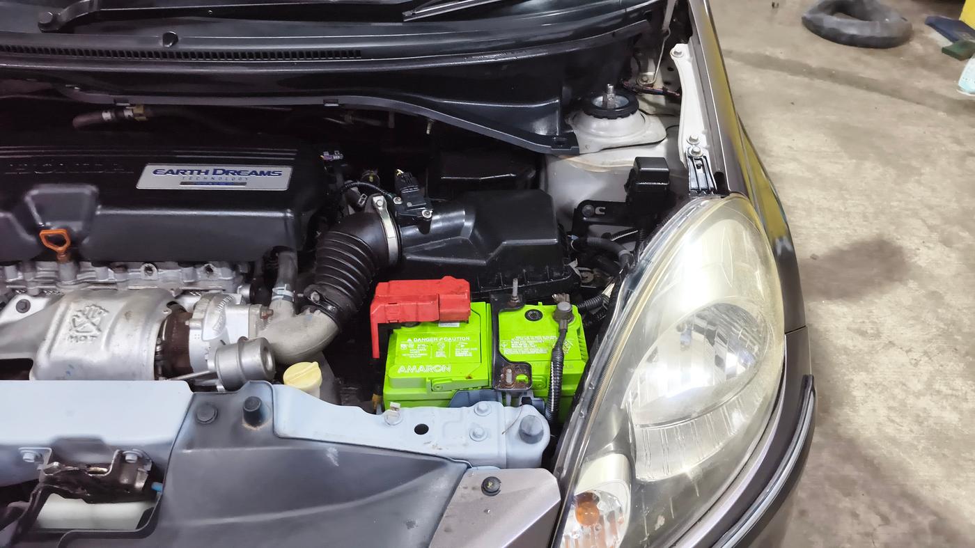 2015 Honda Amaze 1.5L I-DTEC S, Diesel, Manual, 1,18,153 km, Engine View - Left