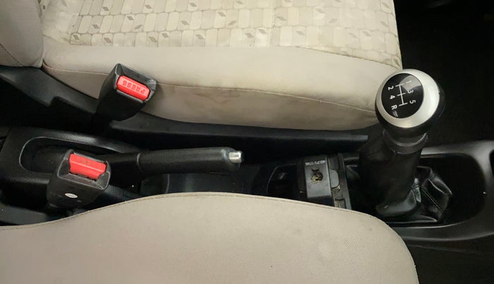 2013 Maruti Wagon R 1.0 VXI, Petrol, Manual, 48,692 km, Gear Lever
