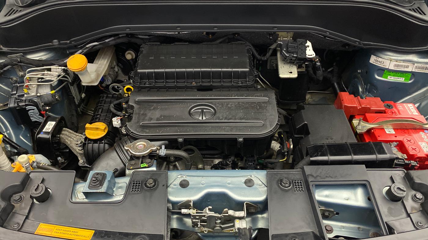 2022 Tata PUNCH CREATIVE  MT, Petrol, Manual, 7,971 km, Engine View