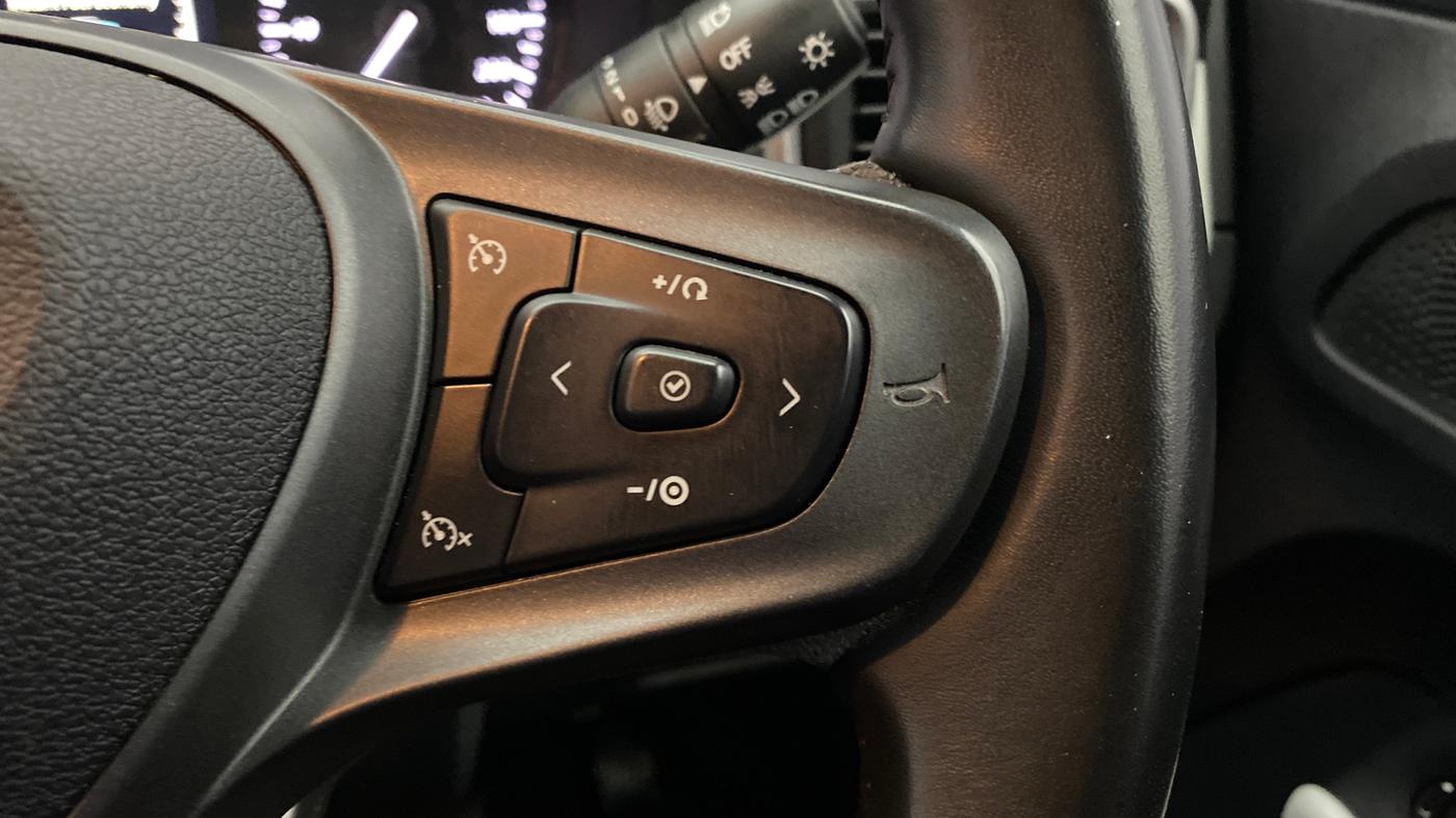 2022 Tata PUNCH CREATIVE  MT, Petrol, Manual, 7,971 km, Adaptive Cruise Control