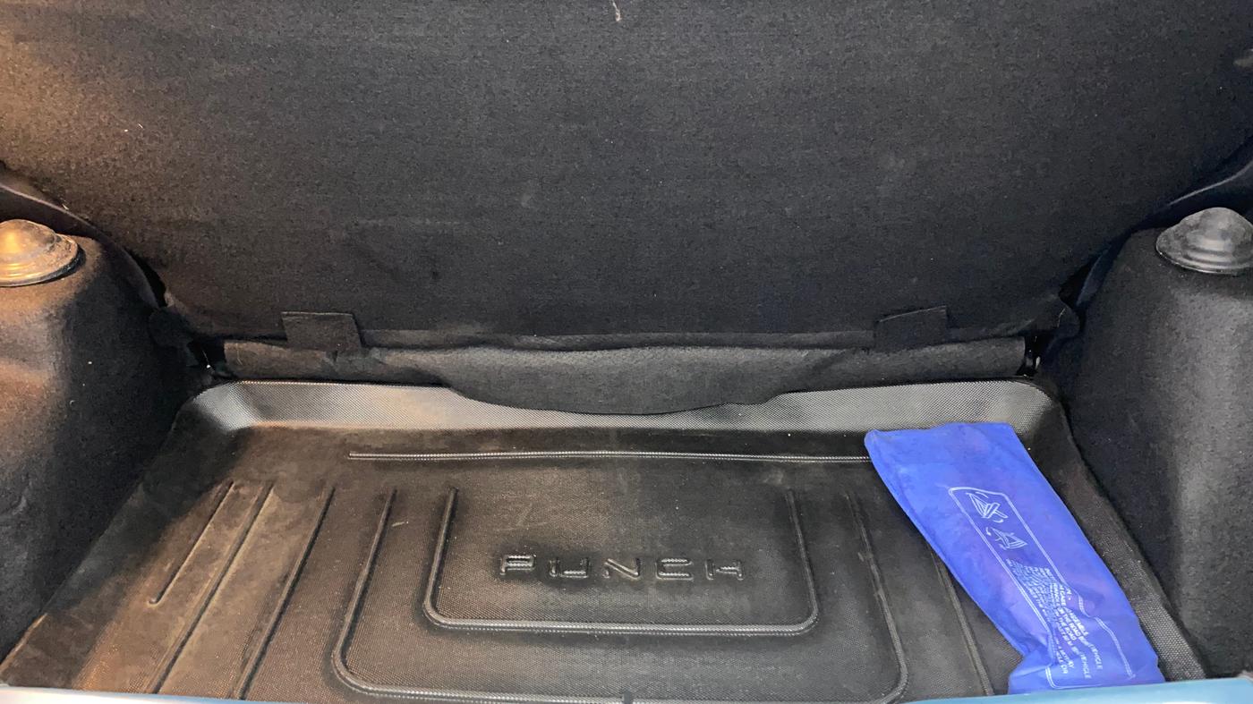 2022 Tata PUNCH CREATIVE  MT, Petrol, Manual, 7,971 km, Boot Inside