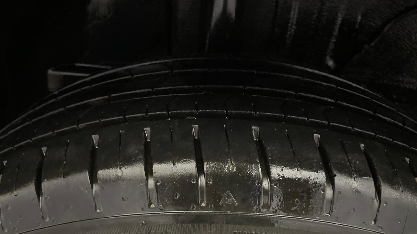 2022 Tata PUNCH CREATIVE  MT, Petrol, Manual, 7,971 km, Right Rear Tyre Tread