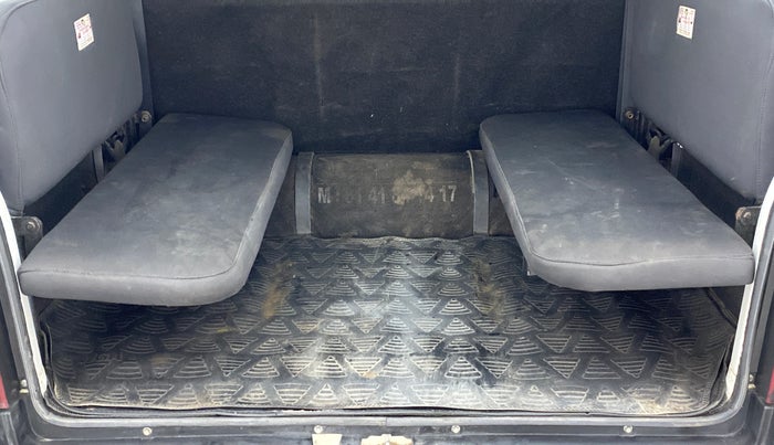 2021 Maruti Eeco 5 STR AC CNG (O), CNG, Manual, 73,240 km, Boot Inside