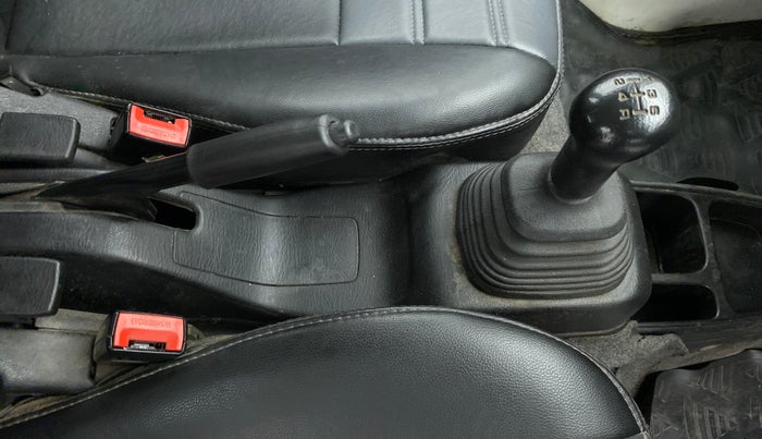 2021 Maruti Eeco 5 STR AC CNG (O), CNG, Manual, 73,240 km, Gear Lever
