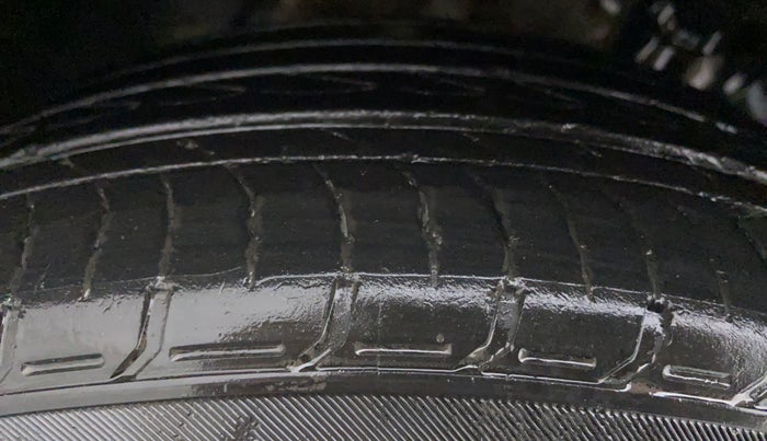 2020 Honda Civic ZX CVT PETROL, Petrol, Automatic, 30,506 km, Right Rear Tyre Tread