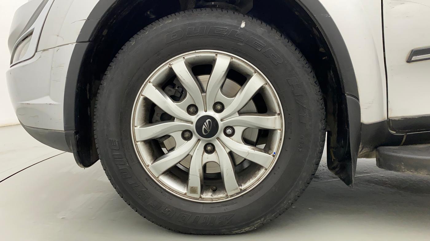 2018 Mahindra XUV500 W9 1.99, Diesel, Manual, 50,965 km, Left Front Wheel
