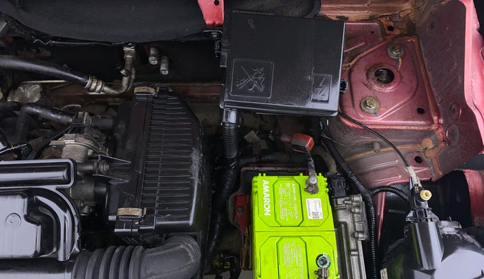 2017 Renault Kwid RXT 1.0 AMT, Petrol, Automatic, 70,086 km, Engine View - Left