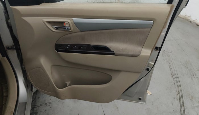 2013 Maruti Ertiga ZXI, Petrol, Manual, 90,276 km, Driver Side Door Panels Control