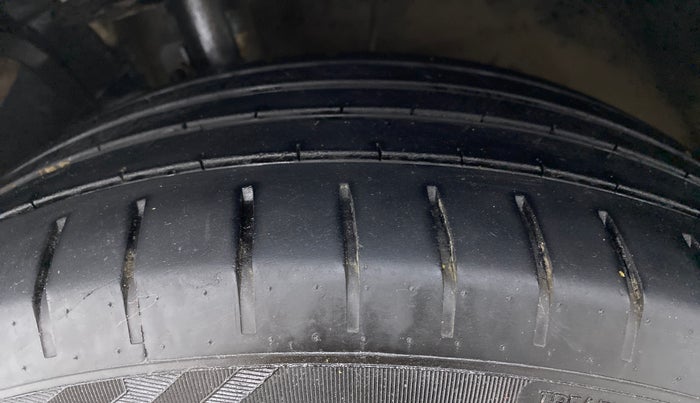 2020 Maruti Baleno ZETA CVT PETROL 1.2, Petrol, Automatic, 26,091 km, Left Front Tyre Tread