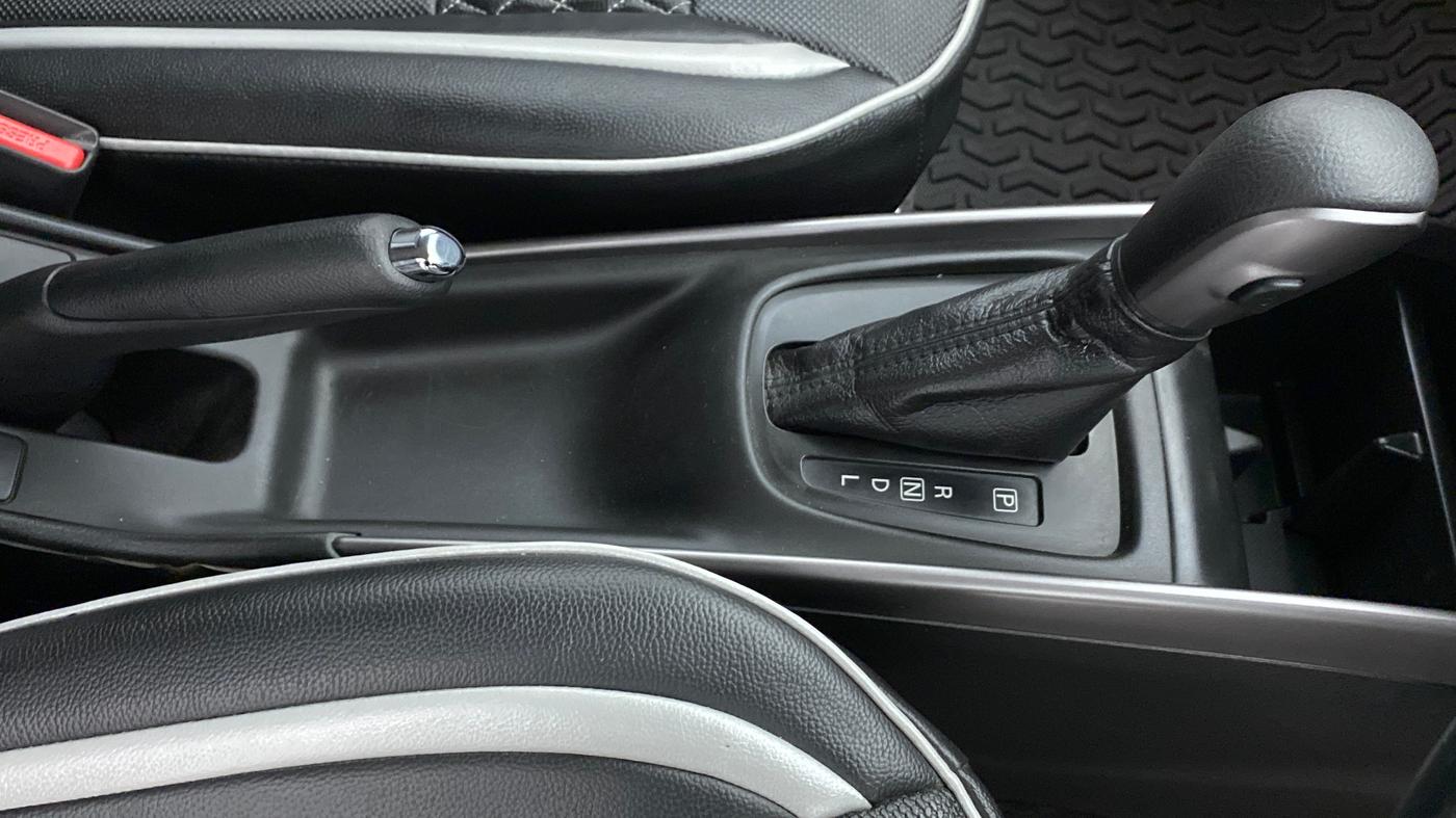 2020 Maruti Baleno ZETA CVT PETROL 1.2, Petrol, Automatic, 26,091 km, Gear Lever