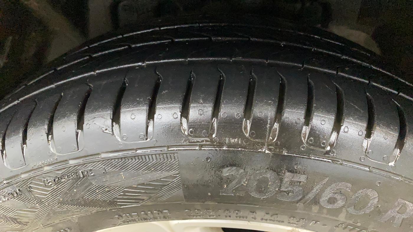 2015 Ford Ecosport TITANIUM 1.5L PETROL AT, Petrol, Automatic, 78,110 km, Left Front Tyre Tread