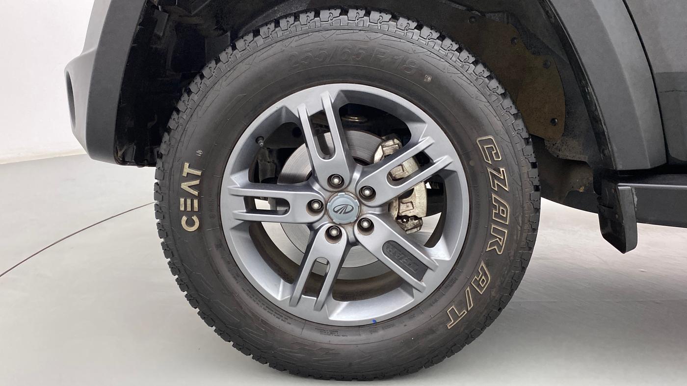 2021 Mahindra Thar LX PETROL HT 4WD AT, Petrol, Automatic, 3,877 km, Left Front Wheel