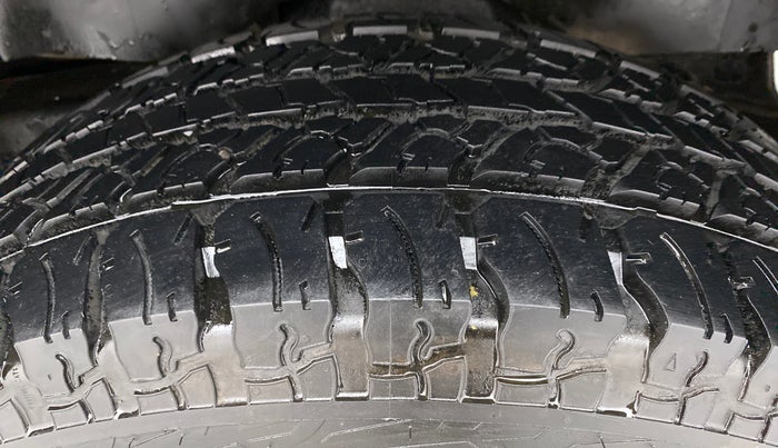 2021 Mahindra Thar LX PETROL HT 4WD AT, Petrol, Automatic, 3,877 km, Left Rear Tyre Tread