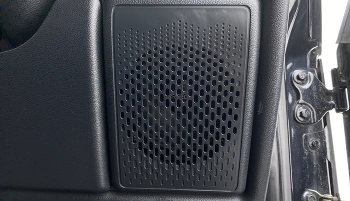 2021 Mahindra Thar LX PETROL HT 4WD AT, Petrol, Automatic, 3,877 km, Speaker