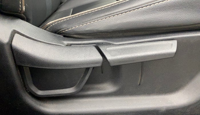 2021 Hyundai NEW I20 ASTA (O) 1.0 TURBO GDI DCT, Petrol, Automatic, 81,780 km, Driver Side Adjustment Panel