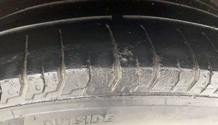 2021 Hyundai NEW I20 ASTA (O) 1.0 TURBO GDI DCT, Petrol, Automatic, 81,780 km, Left Rear Tyre Tread