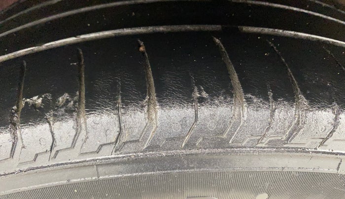 2021 Hyundai NEW I20 ASTA (O) 1.0 TURBO GDI DCT, Petrol, Automatic, 81,780 km, Right Rear Tyre Tread