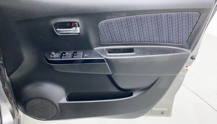 2013 Maruti Wagon R Stingray VXI, Petrol, Manual, 39,194 km, Driver Side Door Panels Control