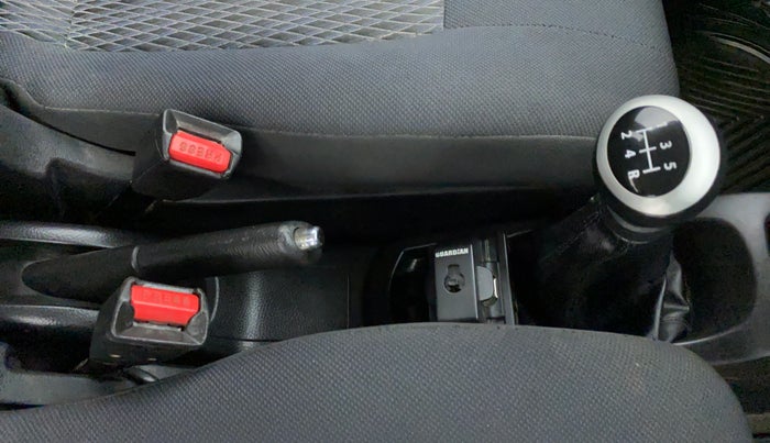 2013 Maruti Wagon R Stingray VXI, Petrol, Manual, 39,194 km, Gear Lever