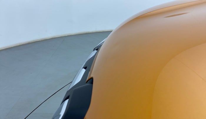 2022 Renault Kwid CLIMBER MT 1.0, Petrol, Manual, 3,294 km, Bonnet (hood) - Slightly dented