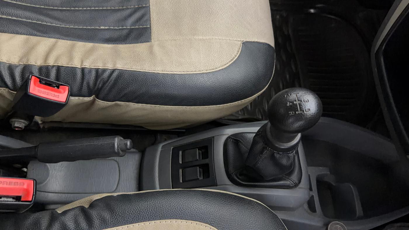 2014 Maruti Alto 800 LXI, Petrol, Manual, 26,185 km, Gear Lever