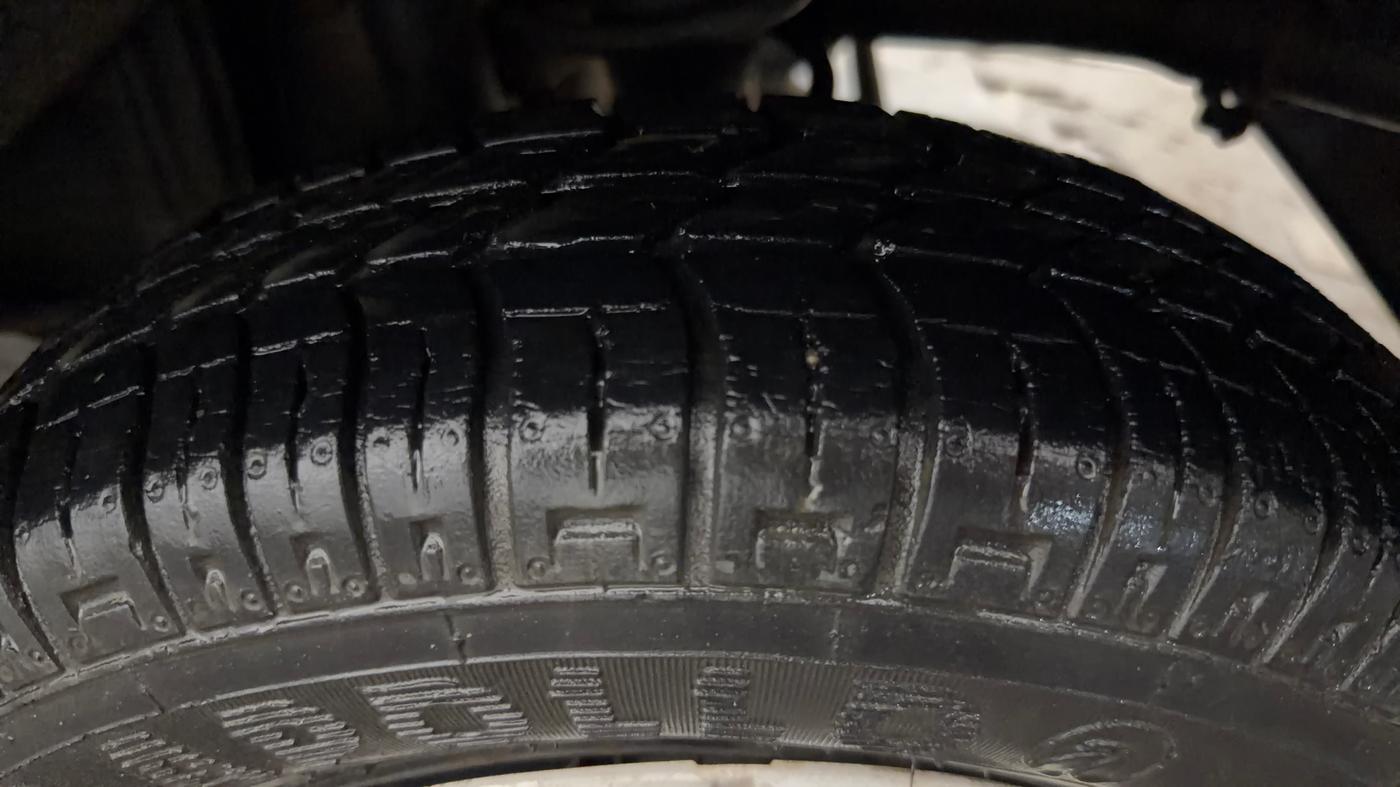 2014 Maruti Alto 800 LXI, Petrol, Manual, 26,185 km, Left Rear Tyre Tread
