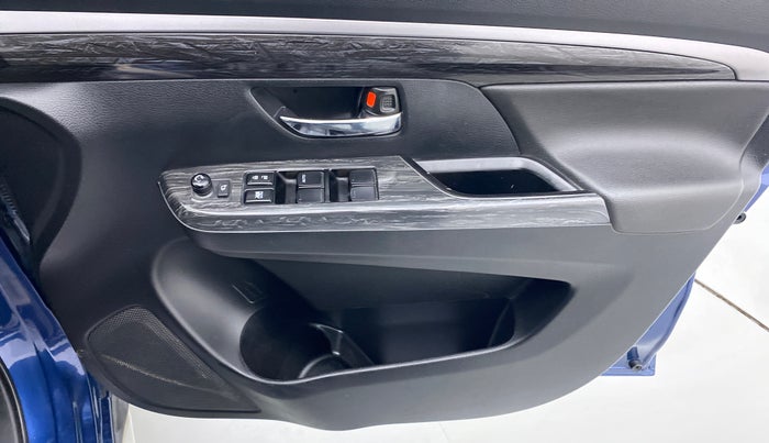 2021 Maruti XL6 ALPHA MT, Petrol, Manual, 45,089 km, Driver Side Door Panels Control