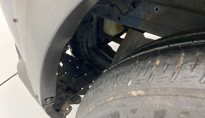 2021 Maruti XL6 ALPHA MT, Petrol, Manual, 45,089 km, Left fender - Lining missing