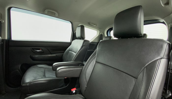 2021 Maruti XL6 ALPHA MT, Petrol, Manual, 45,089 km, Right Side Rear Door Cabin