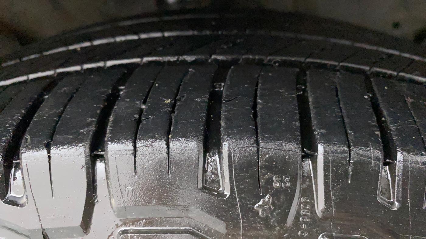 2014 Honda CRV 2.4L 2WD AT, Petrol, Automatic, 84,784 km, Right Front Tyre Tread