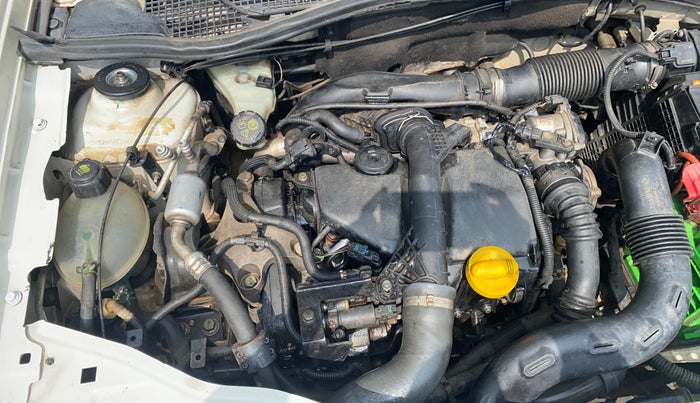 2017 Nissan Terrano XV D THP 110 PS, Diesel, Manual, 77,869 km, Engine View - Right