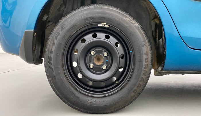 2014 Maruti Swift Dzire VXI, Petrol, Manual, 51,105 km, Right Rear Wheel