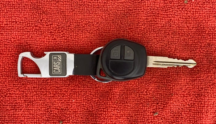 2013 Maruti Swift VXI, Petrol, Manual, 21,150 km, Key Close Up