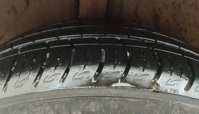 2017 Hyundai Elite i20 ASTA 1.2, Petrol, Manual, 36,598 km, Right Rear Tyre Tread