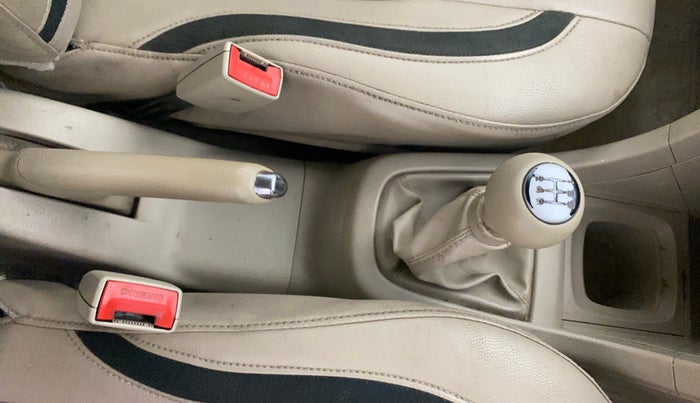 2013 Maruti Swift Dzire VXI, Petrol, Manual, 72,795 km, Gear Lever