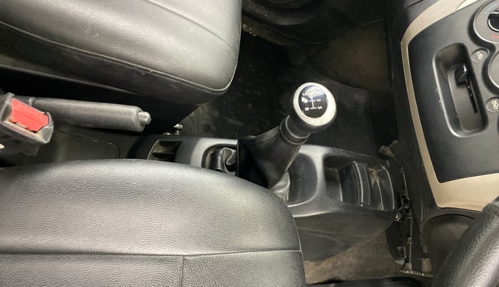 2013 Maruti Wagon R 1.0 LXI, Petrol, Manual, 41,409 km, Gear Lever