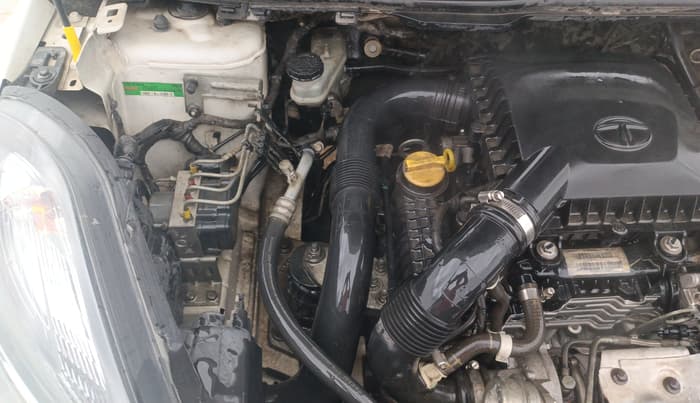 2018 Tata NEXON XE PETROL, Petrol, Manual, 60,669 km, Engine View - Right