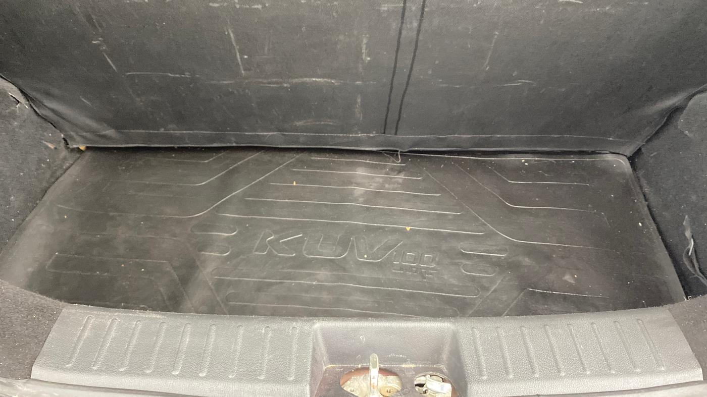 2018 Mahindra KUV 100 NXT K4+ P 6 STR, Petrol, Manual, 35,106 km, Boot Inside