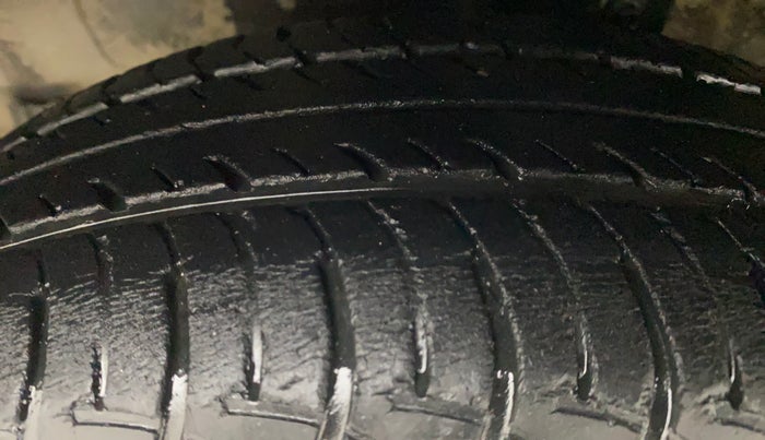 2017 Maruti Celerio ZXI AMT, Petrol, Automatic, 17,517 km, Left Front Tyre Tread