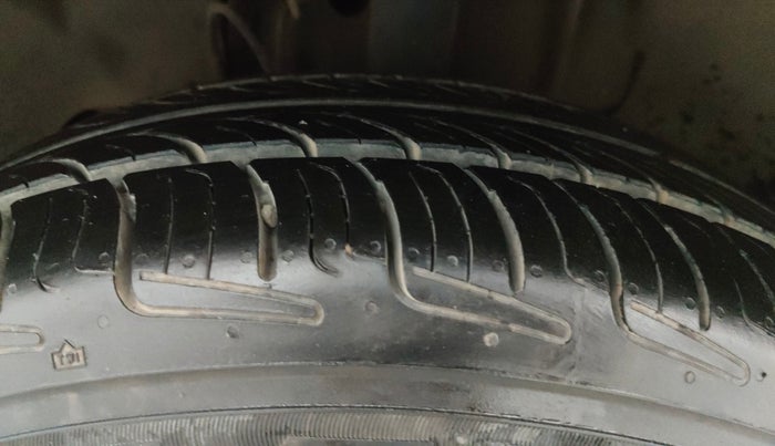 2018 Tata Tiago XZ PETROL, Petrol, Manual, 49,107 km, Left Front Tyre Tread