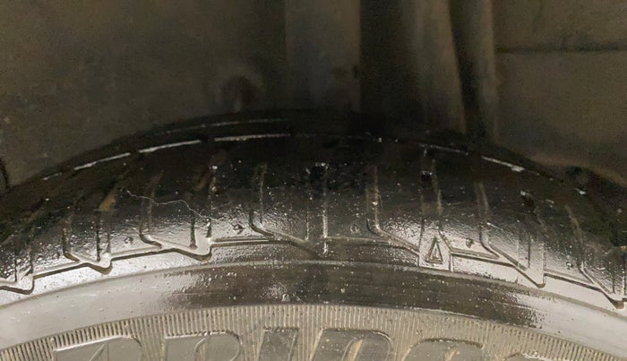 2015 Tata Zest XMS PETROL, CNG, Manual, 45,160 km, Left Rear Tyre Tread