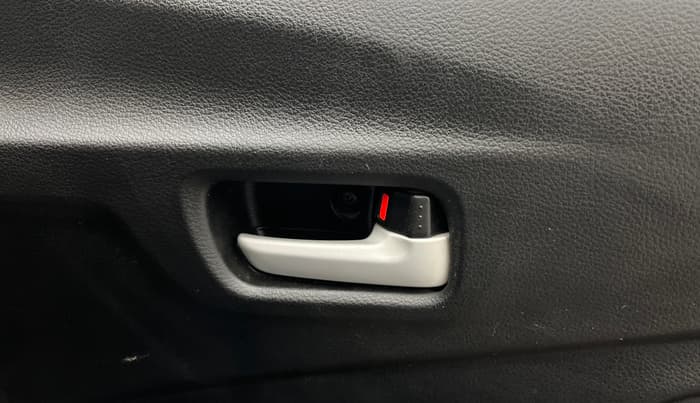 2022 Maruti Celerio VXI, Petrol, Manual, 17,867 km, Driver Side Door Panels Control