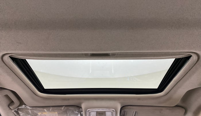 2019 Mahindra XUV500 W11(O), Diesel, Manual, 53,937 km, Moonroof/ Sunroof