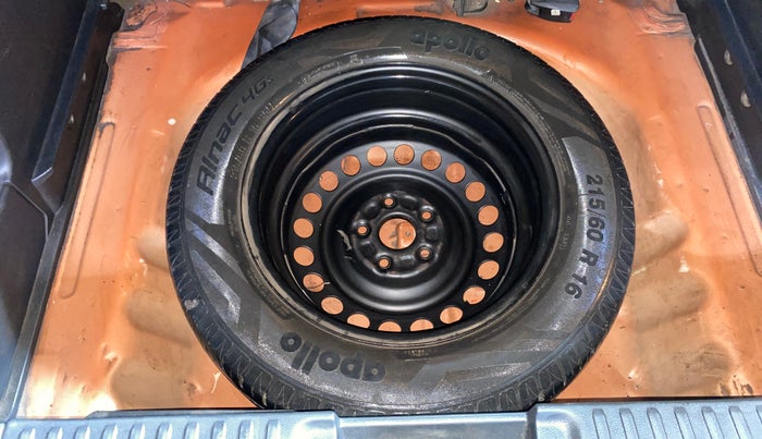 2018 Maruti Vitara Brezza ZDI, Diesel, Manual, 54,822 km, Spare Tyre