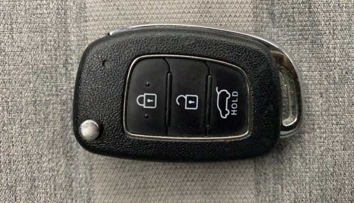 2020 Hyundai GRAND I10 NIOS SPORTZ 1.2 KAPPA VTVT, Petrol, Manual, 38,610 km, Key Close Up