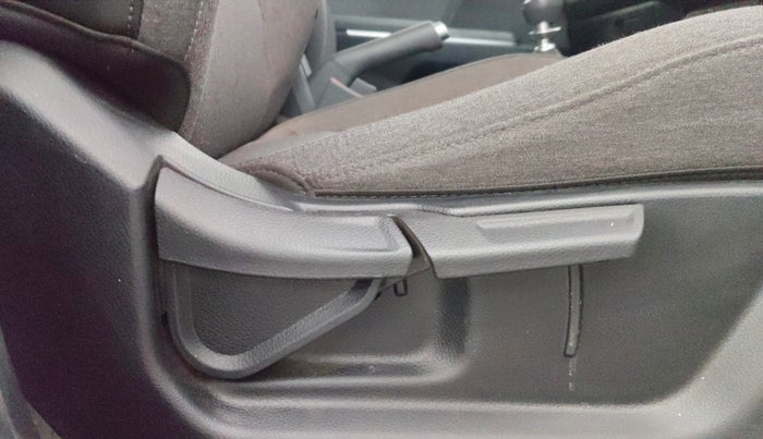 2025 KIA SYROS HTK (O) 1.0 Turbo 6MT, Petrol, Manual, 7,884 km, Driver Side Adjustment Panel