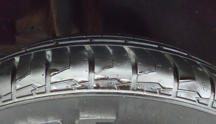 2025 KIA SYROS HTK (O) 1.0 Turbo 6MT, Petrol, Manual, 7,884 km, Right Rear Tyre Tread