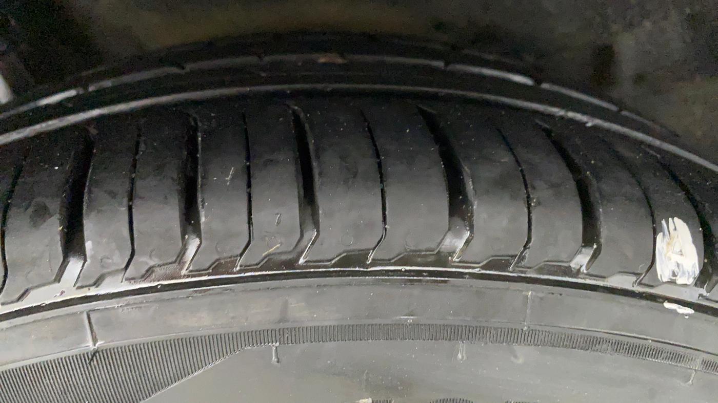 2015 Honda City SV MT PETROL, Petrol, Manual, 72,662 km, Right Rear Tyre Tread